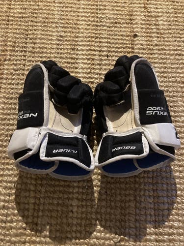 Bauer 11" Nexus N2900 Gloves