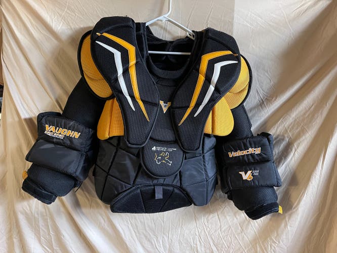 Vaughn Velocity V6 2200 Pro 2200 Chest & Arm Protector Size XL