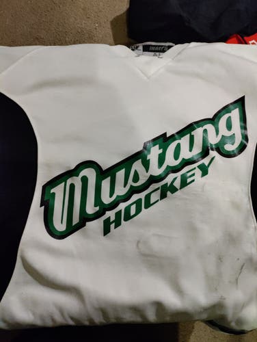 Mustangs jersey