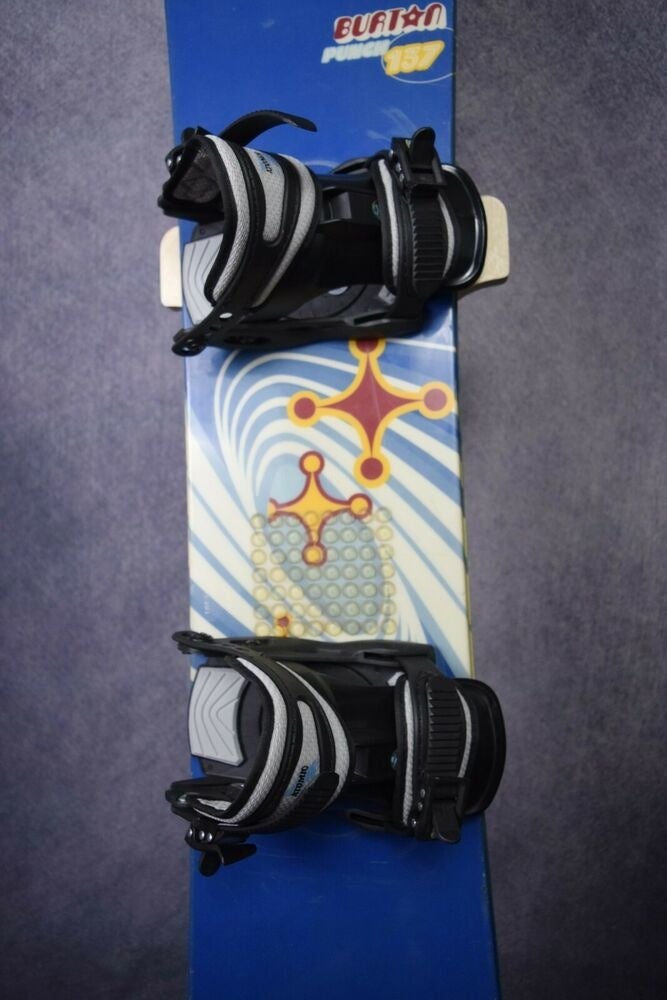 BURTON PUNCH SNOWBOARD SIZE 137 CM WITH ATOMIC MEDIUM BINDINGS