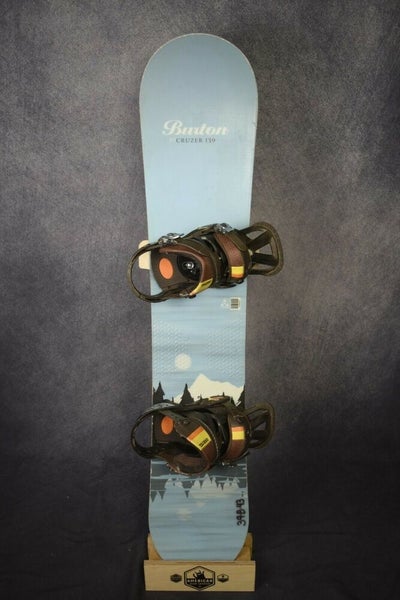 BURTON CRUZER SNOWBOARD SIZE 139 CM WITH BURTON MEDIUM BINDINGS