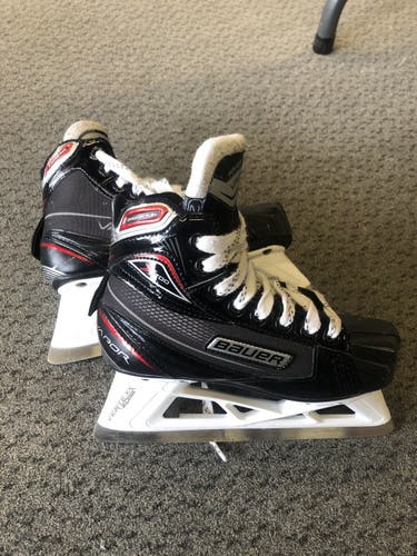 Used Bauer Vapor X700 Junior 02 Goalie Skates