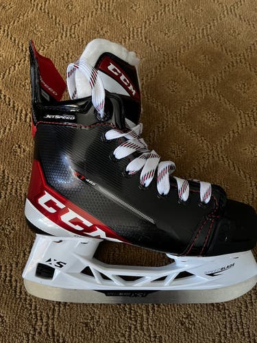 CCM jetspeed FT 485 hockey skates