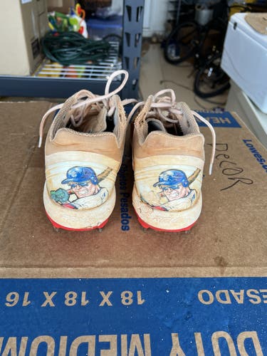 White Used Metal New Balance