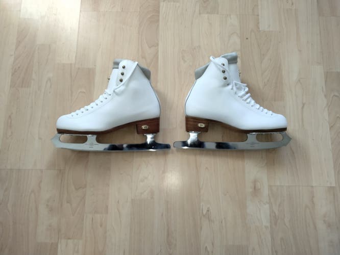 Figure Skates Used Riedell Size 8