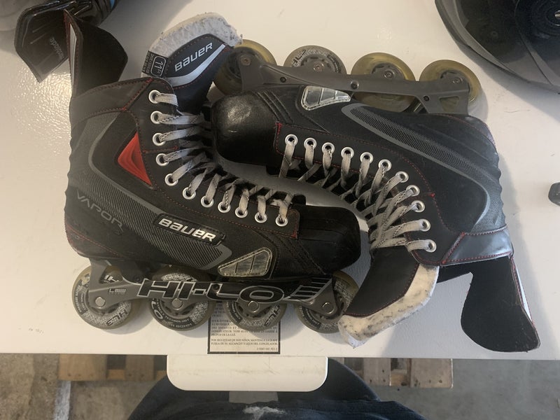 Senior Bauer Regular Width Size 11 Vapor X40R Hockey Skates
