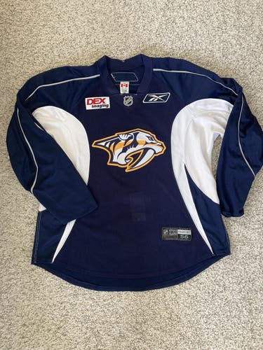 Nashville Predators Jersey Men's Size 56 CCM