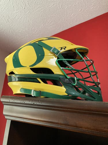 Oregon Lacrosse Helmet - Team Issued
