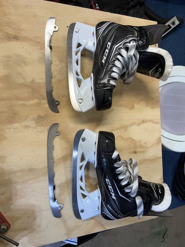 CCM Ribcor 66k Size 1.5 Junior Hockey Skates - New Never Baked