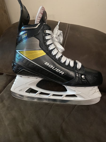 Senior Bauer Wide Width Size 10 Supreme 3S Pro Hockey Skates