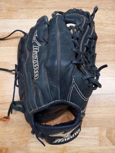 Used RHT Mizuno Outfield MVP Prime 12.75"