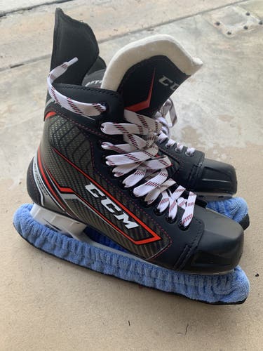 Senior CCM Size 8 JetSpeed FT350 Hockey Skates