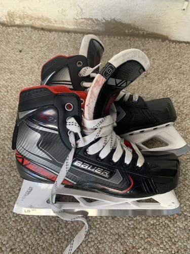 Used Bauer Regular Width Size 8 Vapor X2.7 Hockey Goalie Skates