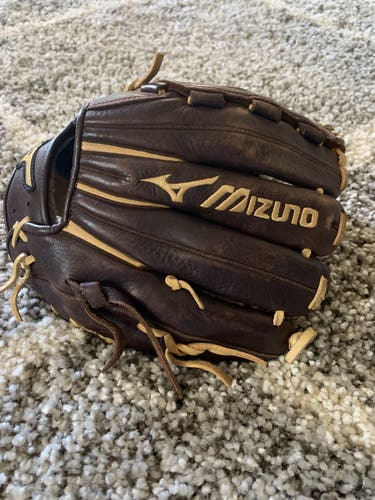 Baseball Glove Used Left Hand Throw Mizuno Infield franchise 12"