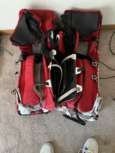 36" Vaughn  Velocity V4 Goalie Leg Pads