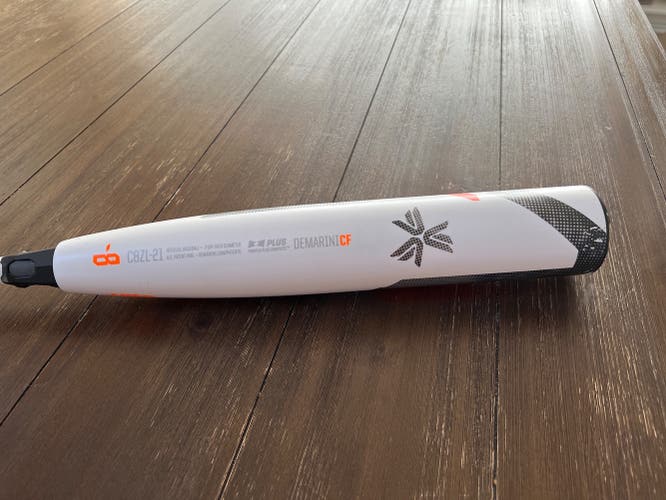2021 Composite (-8) 23 oz 31" CF Bat