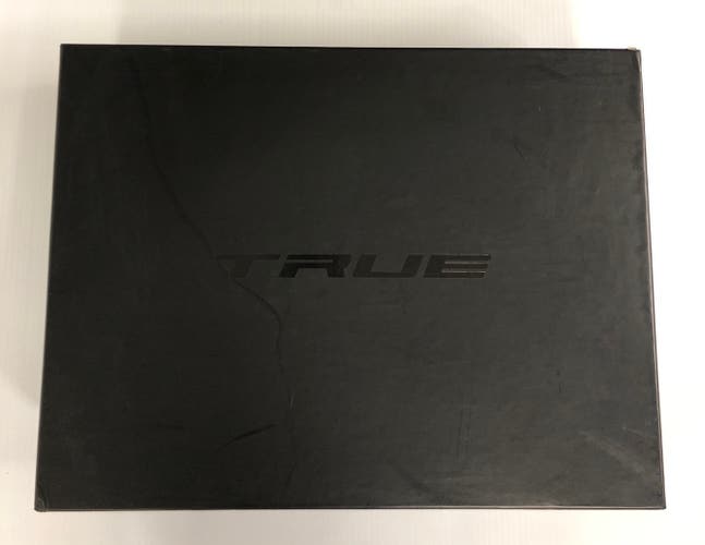 New True Size 7 Pro Custom Hockey Skates