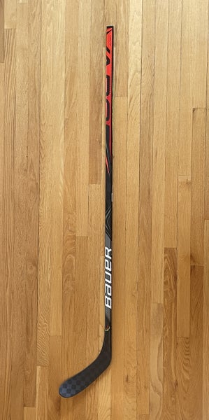 Senior New Right Handed Bauer Vapor FlyLite P28 Toe Pattern Hockey Stick