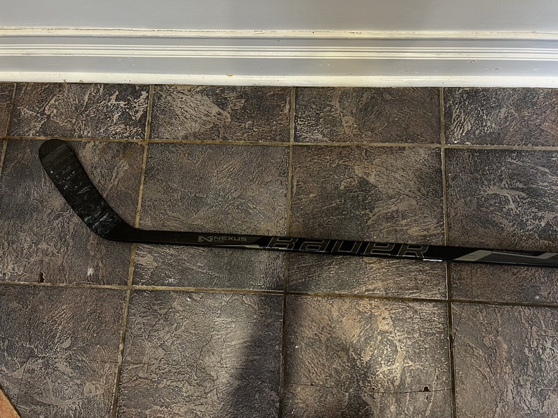 Senior Right Handed Pro Stock Supreme One95 Hockey Stick