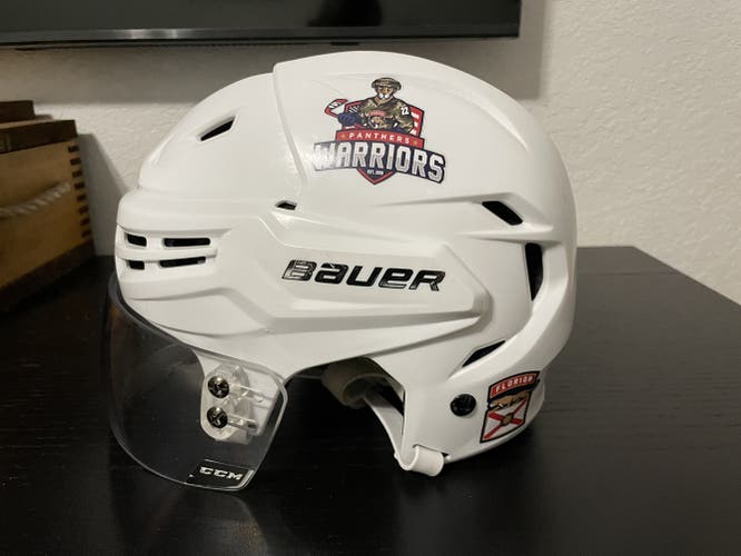 Used Small Bauer  Re-Akt Helmet