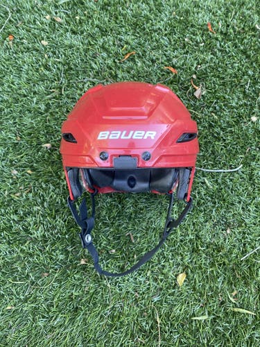 Used Size Medium Bauer IMS 11.0 Helmet