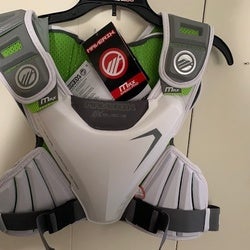 Shoulder Pads New Large Maverik MAX EKG