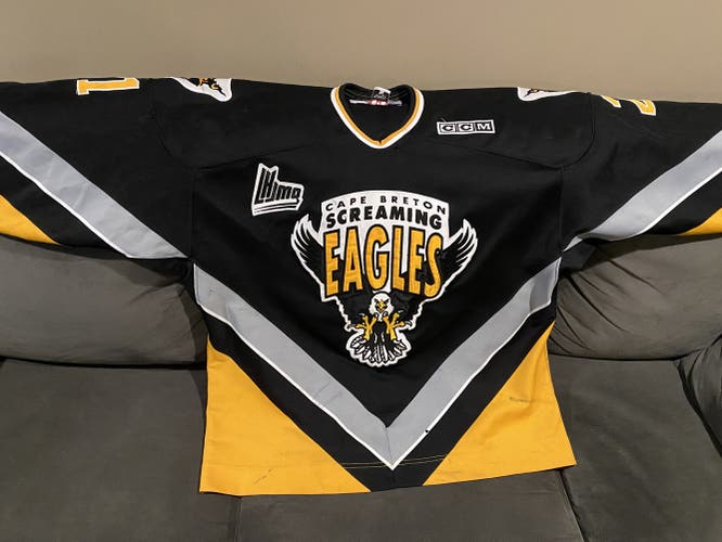 Pro Stock Cape Breton Screaming Eagles CCM jersey Size 56