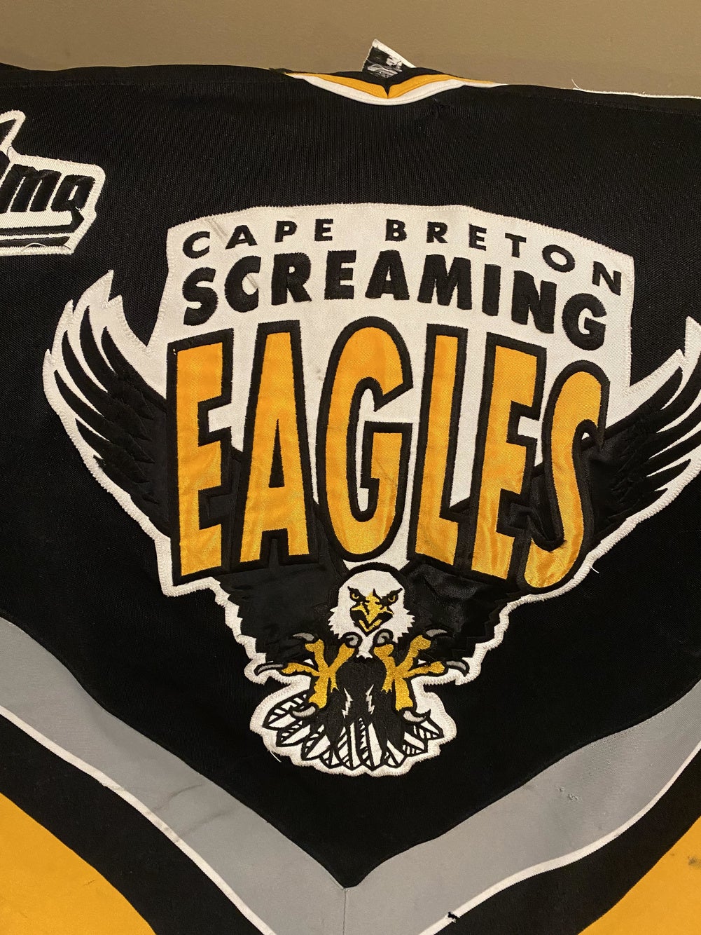 Jersey - Cape Breton Screaming Eagles - V60CBSEH-XXL