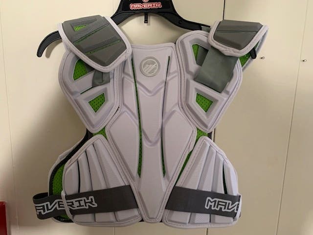 Shoulder Pads New Large Maverik MAX EKG