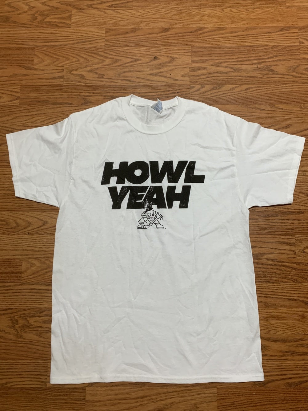 howl yeah arizona coyotes shirt