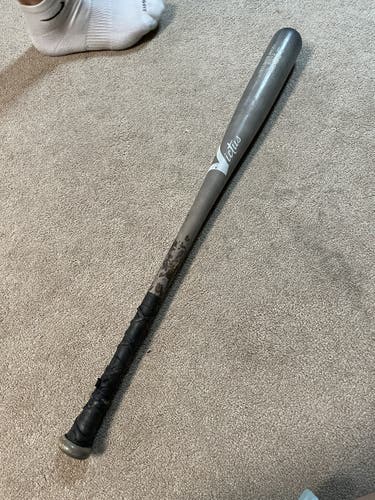 Victus Wood Bat (-3) 29 oz 32”