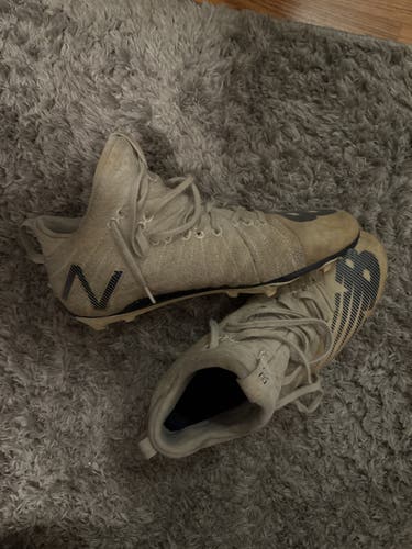 Size 8.5 (Women's 9.5) New Balance Burn X Mid