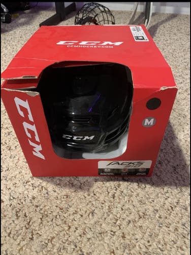 New Medium CCM Tacks 310 Helmet
