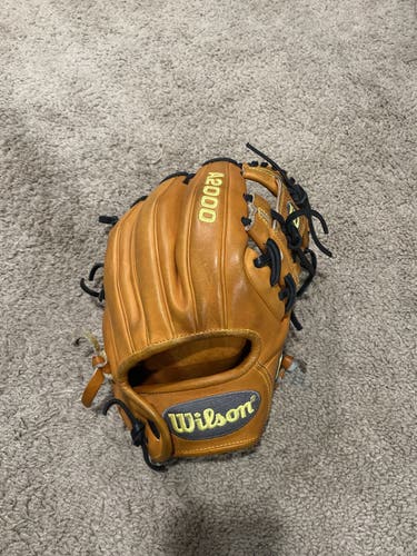 Infield 11.5" DP15 A2000 Baseball Glove