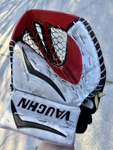 Vaughn Velocity V7 XF Pro Carbon Glove AND BLOCKER  Regular