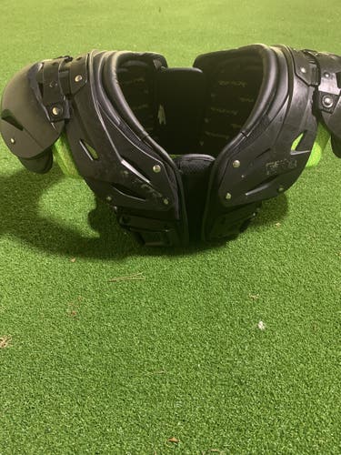 Used Extra Large Gear Pro Tec Razor Shoulder Pads