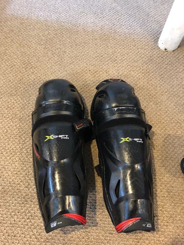 Bauer X shift pro shin guards