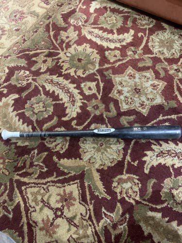 Used  (-3) 30 oz 33" Baum Bat
