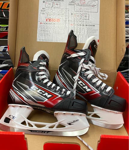 Senior CCM Regular Width Size 7.5 JetSpeed FT480 Hockey Skates