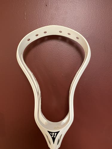 Like New White Warrior Evo 3x