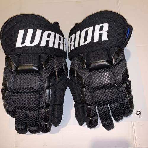 MIC Black Gloves Used Warrior Covert 14" Narrow Pro Stock
