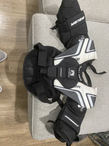 Medium Bauer Prodigy Goalie Chest Protector