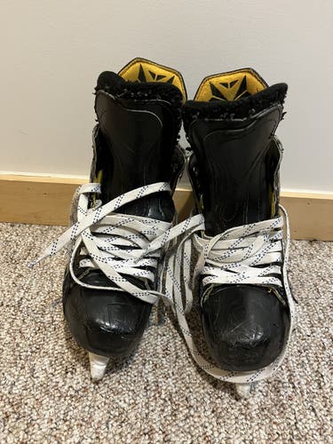 Senior Bauer Wide Width Pro Stock Size 6.5 Supreme 1S Hockey Skates