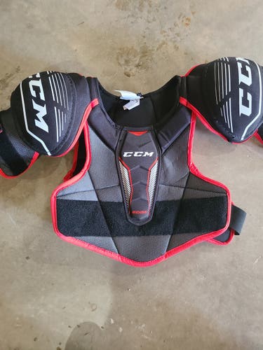 Shoulder Pads Used Senior Large CCM
