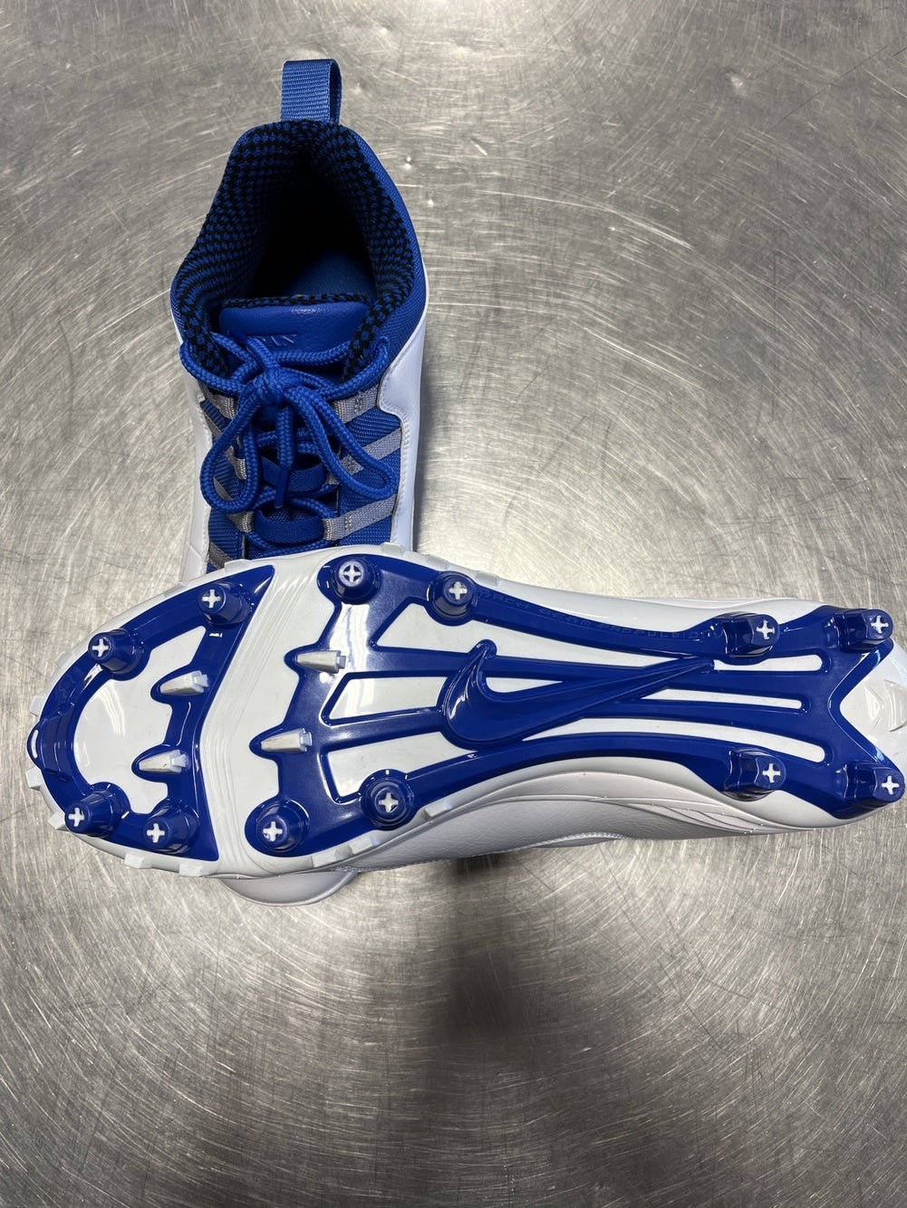 jordan football cleats size 10
