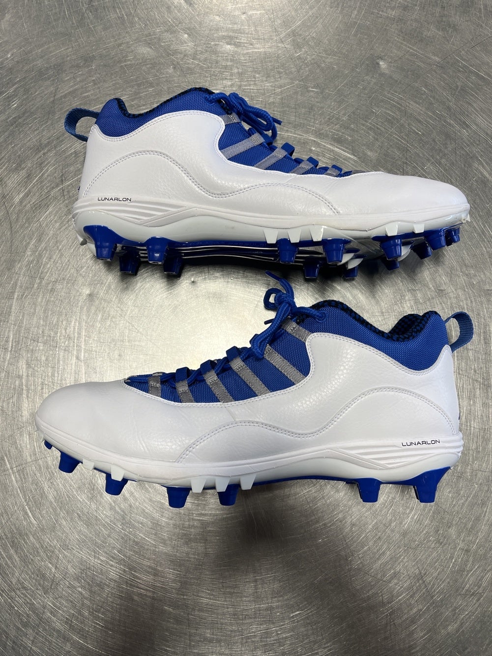jordan football cleats size 10
