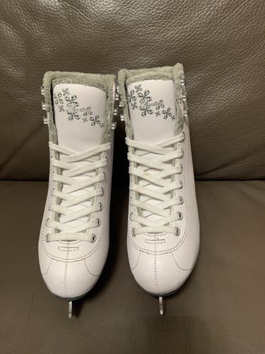 BladeRunner Aurora Figure Skates Size 4