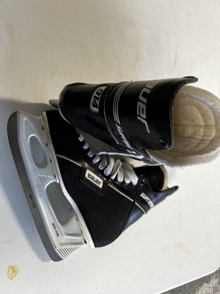 Senior Bauer Size 10.5 Supreme 914 Hockey Skates