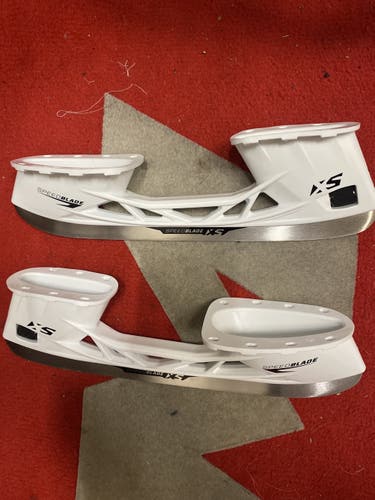 New CCM 263 mm Speedblade XS