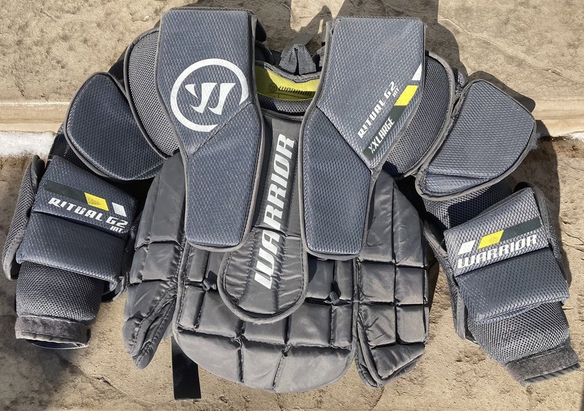 Used Intermediate XXL Warrior Ritual G2 Goalie Chest Protector